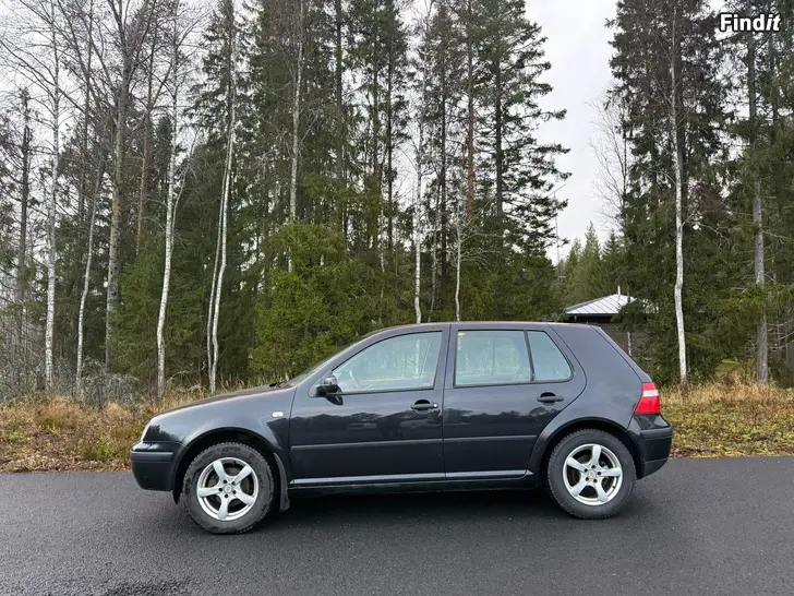 Säljes VW GOLF 1.6i