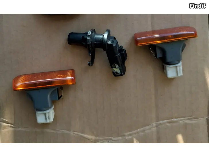 Myydään Oranssit sivuvilkkut kampiakselinanturi