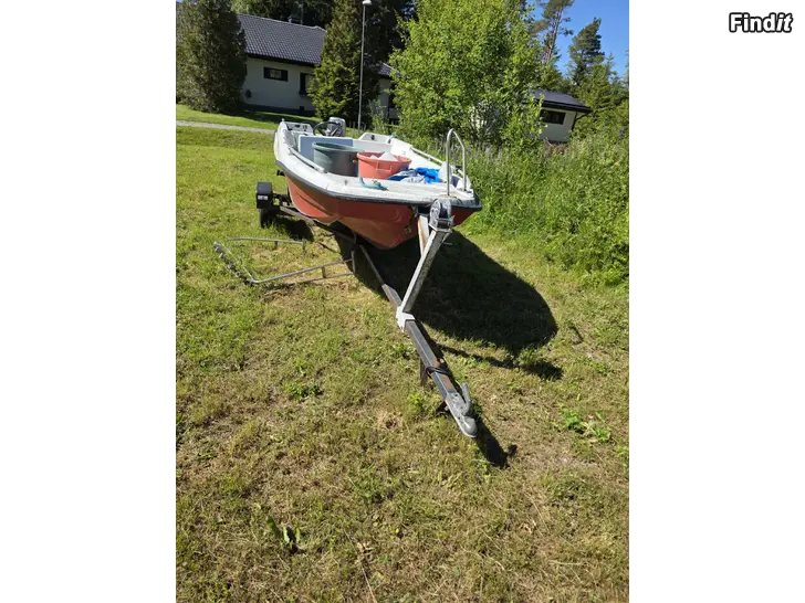 Myydään Mariner