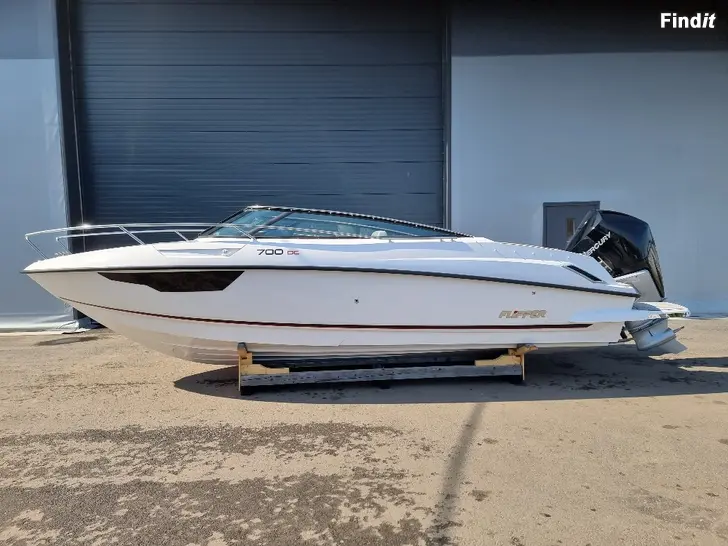 Säljes Flipper 700DC + Mercury F300XL V8 DS 2026 SPECIALPRIS Säljes Flipper 700DC + Mercury F300XL V8 DS 2026 SPECIALPRIS
