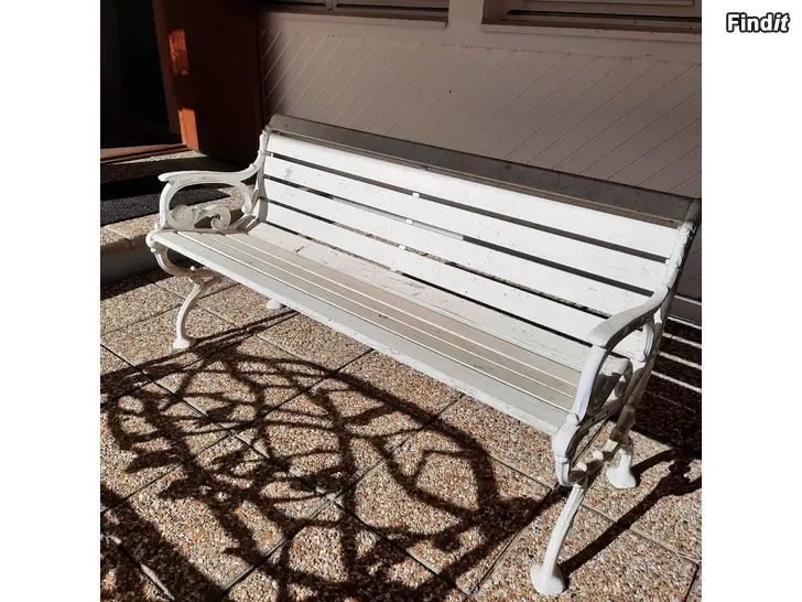 Säljes Parkbänk