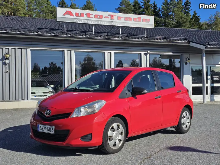 Säljes TOYOTA YARIS 1.0 Vvti 5d, 146tkm -13 Säljes TOYOTA YARIS 1.0 Vvti 5d, 146tkm -13