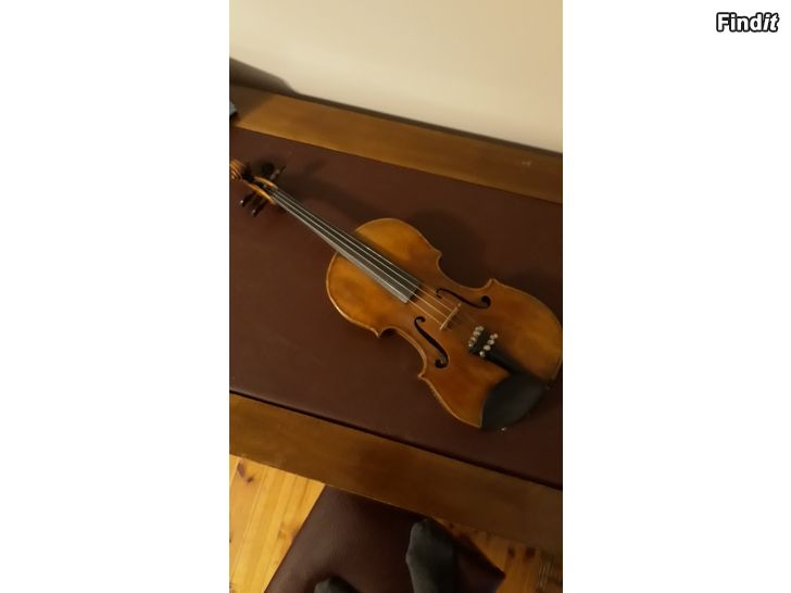 Myydään Myydään viulu