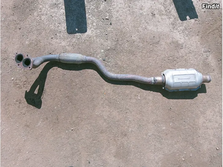 Myydään Opel Astra 1,6 16V 2000 katti+etuputki