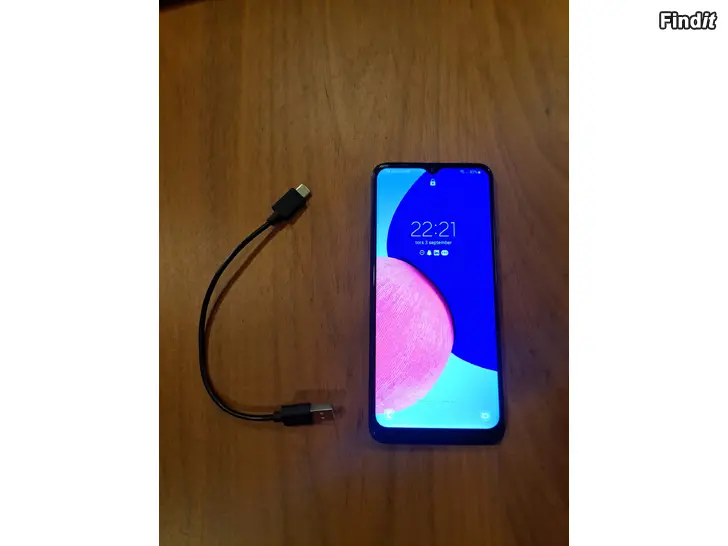 Säljes Samsung Galaxy A22 5G  + Laddare