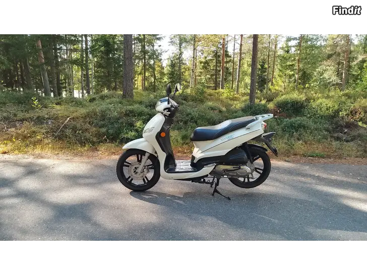 Myydään Peugeot Tweet 50