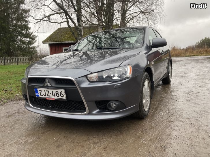 Säljes Välhållen Mitsubishi Lancer Sportback 1,5 Bensin 2010