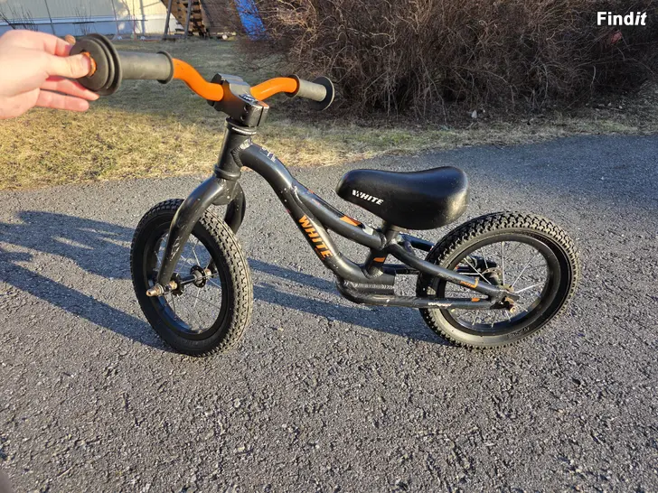 Myydään Potkupyörä