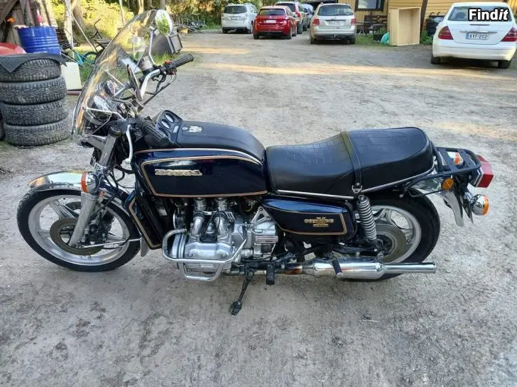 Myydään Honda Goldwing GL 1000 Museorek.RAHOITUKSELLA 69e kk