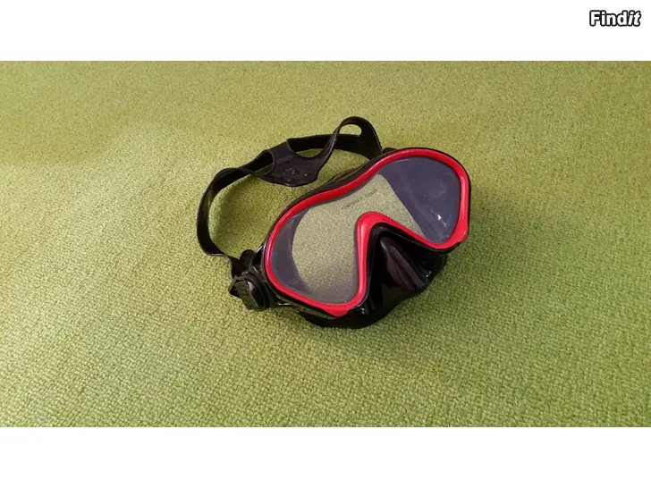 Myydään Sukellusnaamari sukellusmaski Tempered Glass -hinta 5e