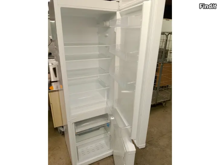 Säljes Kyl-frys smalare modell