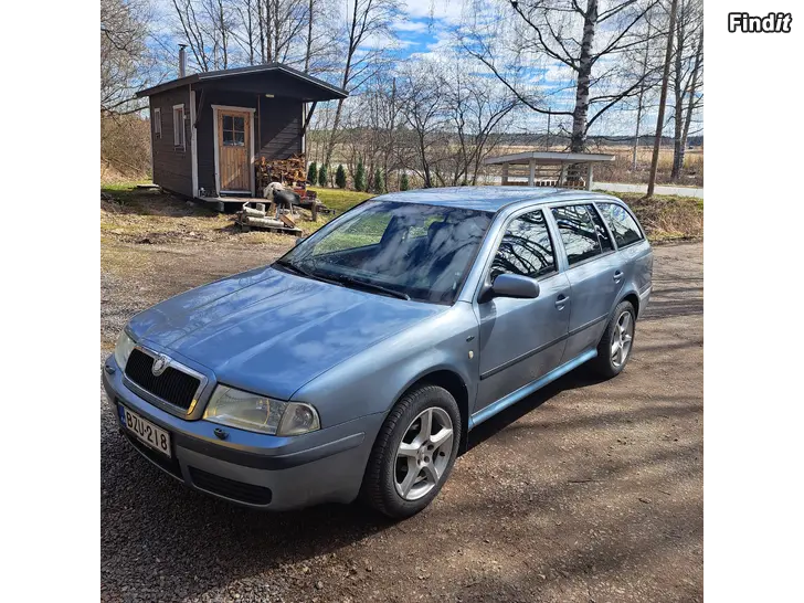 Myydään Skoda Octavia Combi 1.6 bensa manuaali vm 2003