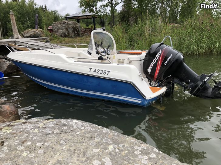 Myydään Quicksilver commander 500