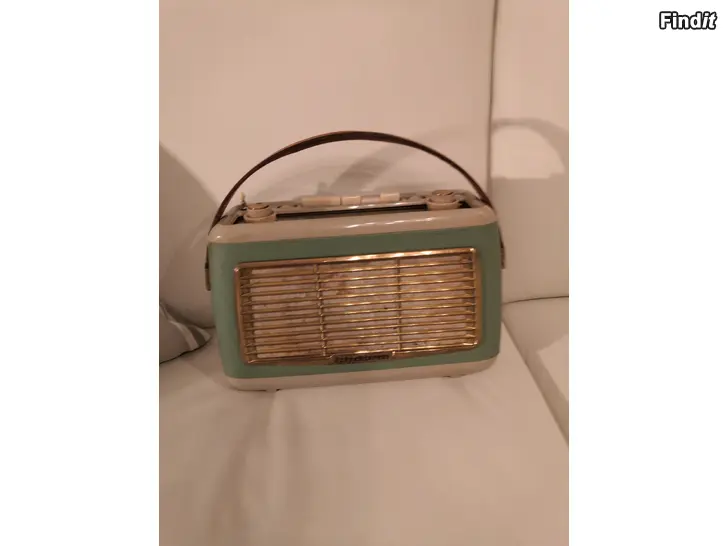 Myydään Matkaradio Schaub Lorenz  60-luvulta....