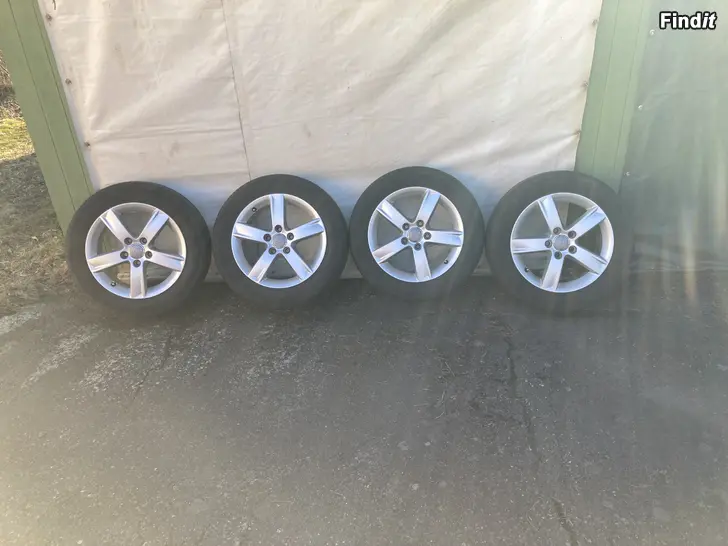 Myydään Audi A3 Alkuperäiset Aluvanteet 16 4 Kpl + Michelin 205/55R16 Kesärenkaat