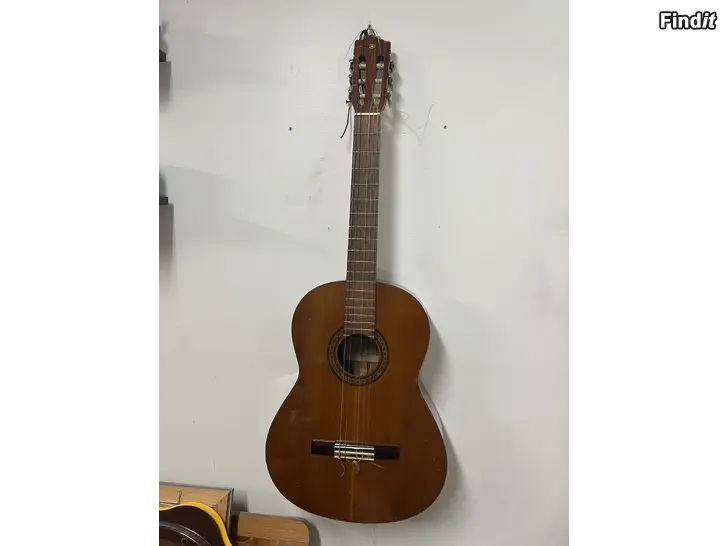 Säljes Yamaha gitarr