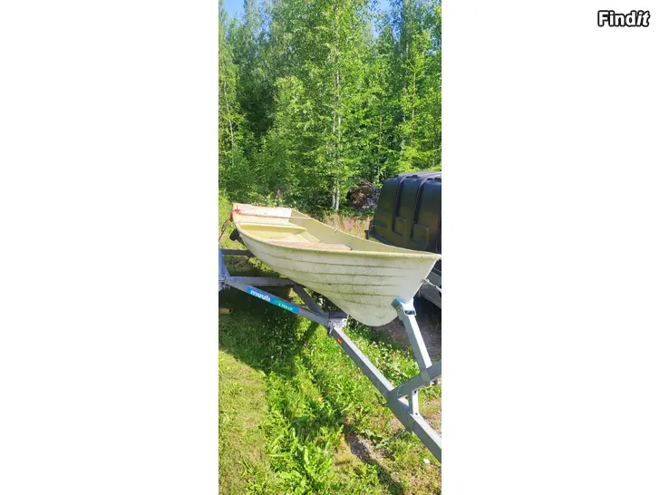 Säljes Roddbåt 4.1m reserverad