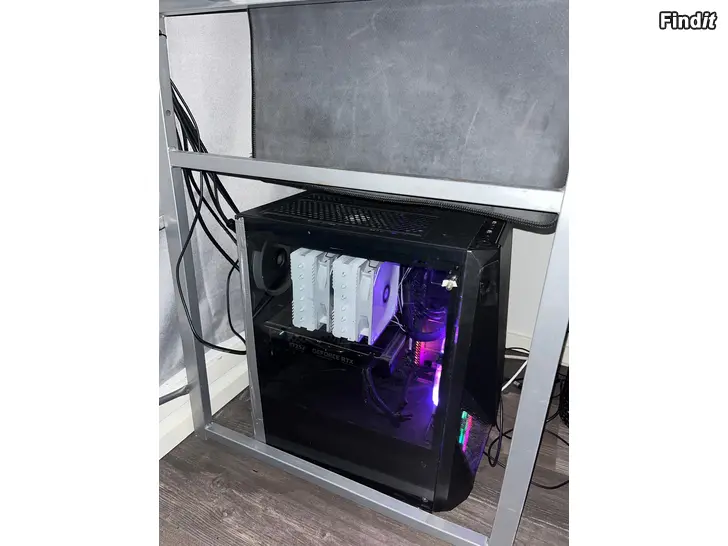 Myydään Pelitietokone