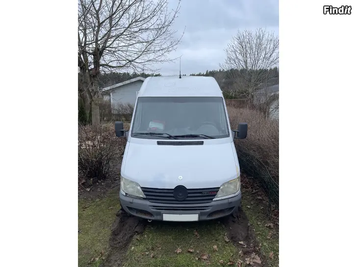 Säljes Husbilsprojekt Mercedes Sprinter Lågmilare Dragkrok Fix Säljes Husbilsprojekt Mercedes Sprinter Lågmilare Dragkrok Fix
