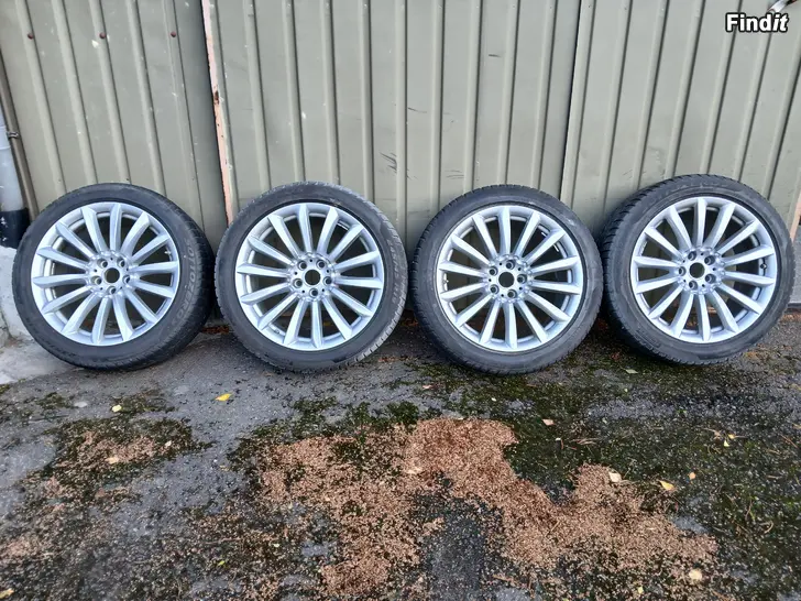 Myydään BMW 19 tuumaiset alumiinivanteet kesärenkailla