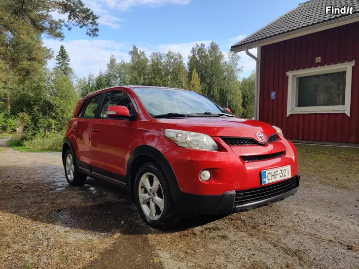 Säljes Toyota Urban Cruiser 4WD
