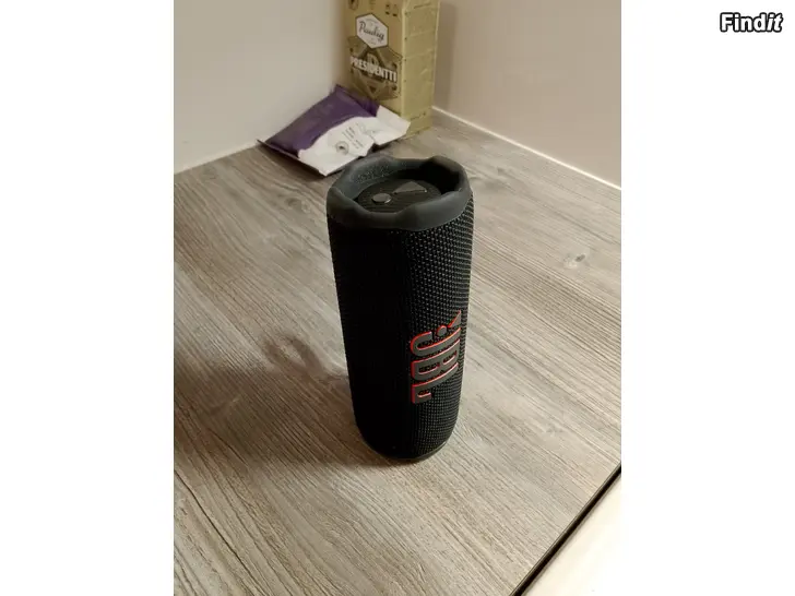 Myydään JBL flip 7