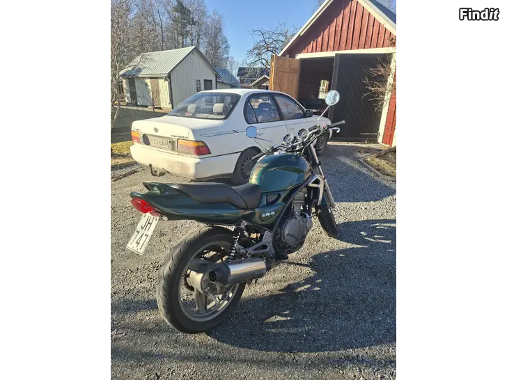 Säljes Kawazaki Er-5