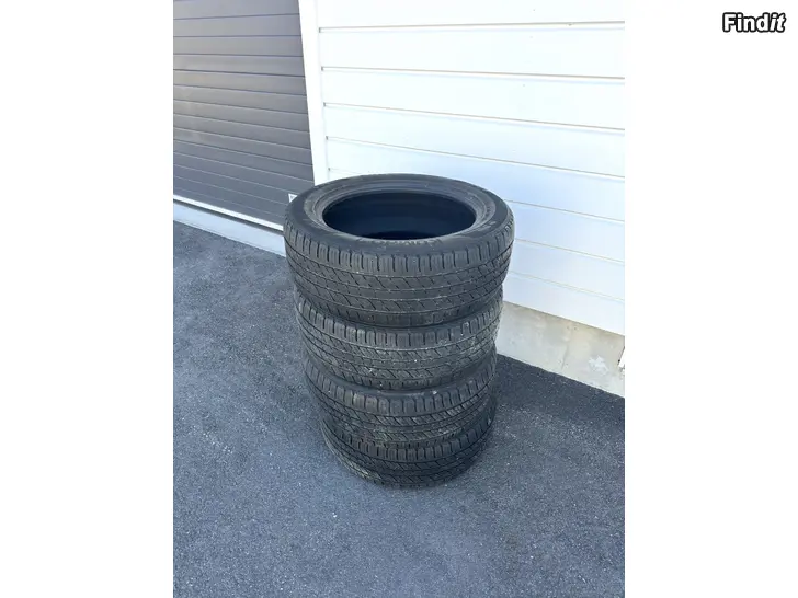 Säljes Kumho Crugen 235/55-R19