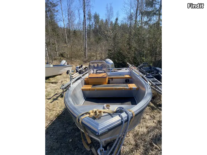 Säljes Buster S