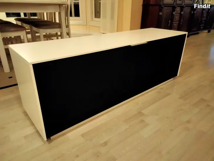 Säljes Tv bord