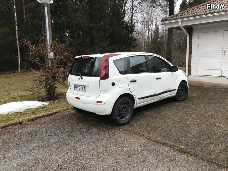 Säljes Nissan Note vm2011 Bifuel bensakaasu automaattivaihteinen pakettiauto