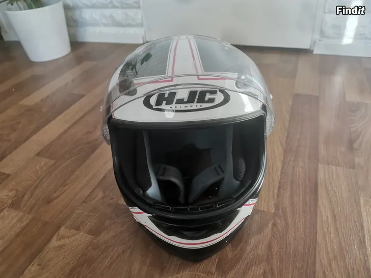 Säljes HJC mopohjälm storlek M58