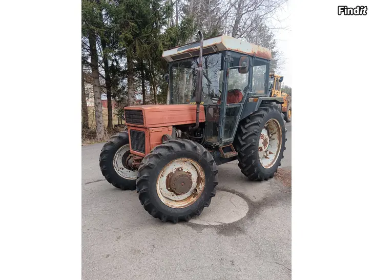 Säljes 4x4 traktor