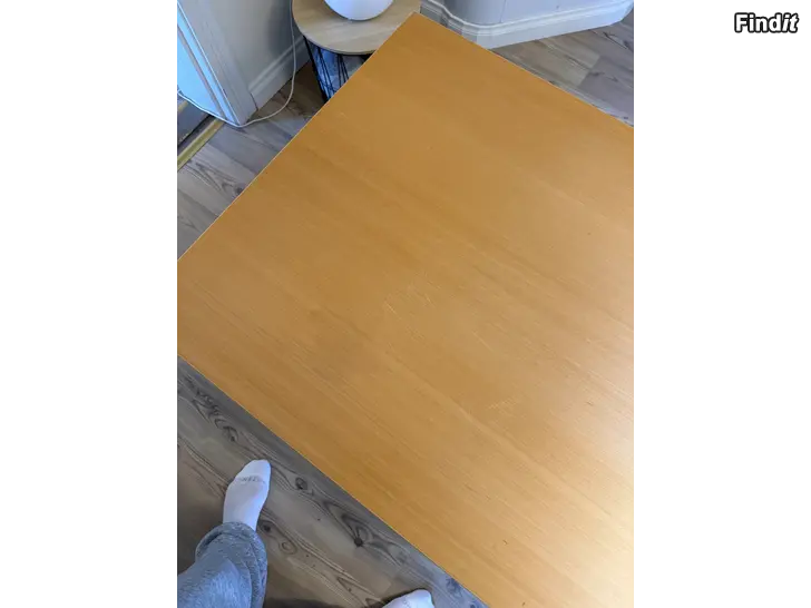 Säljes Bord