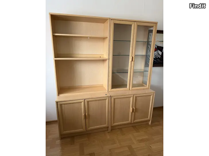 Myydään Kaappi, 4 osaa