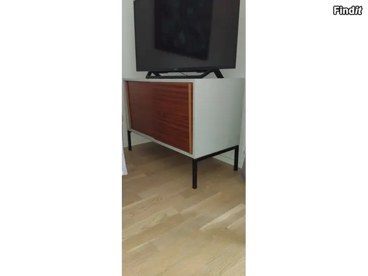 Myydään Senkki skänk