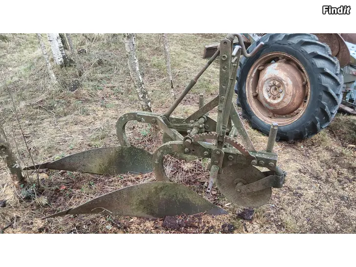 Säljes 2 Skärig kverneland plog