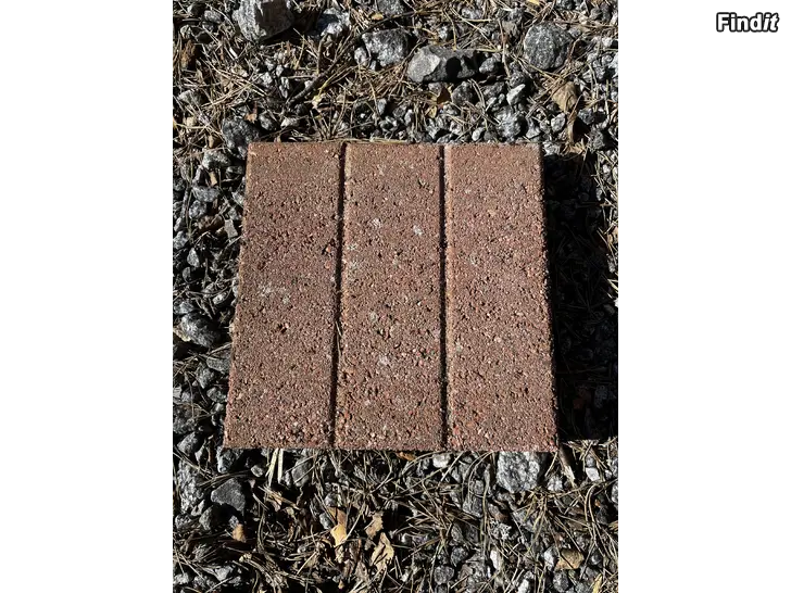 Myydään Betongplattor 30x30