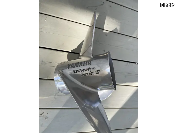 Säljes Propeller Yamaha Saltwater series 19T