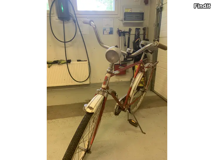 Myydään Miesten 28 retro pyörä