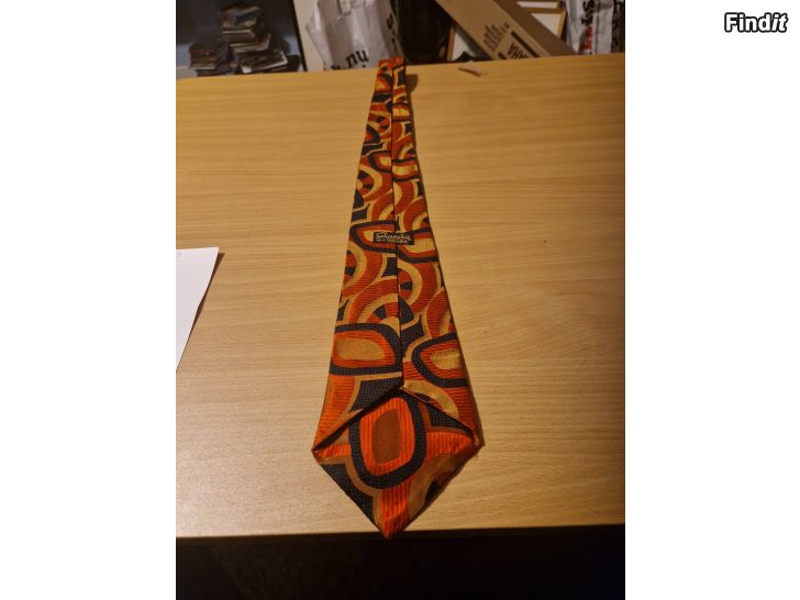 Säljes 5 slipsar