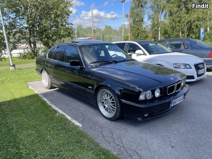 Säljes BMW 525i E34