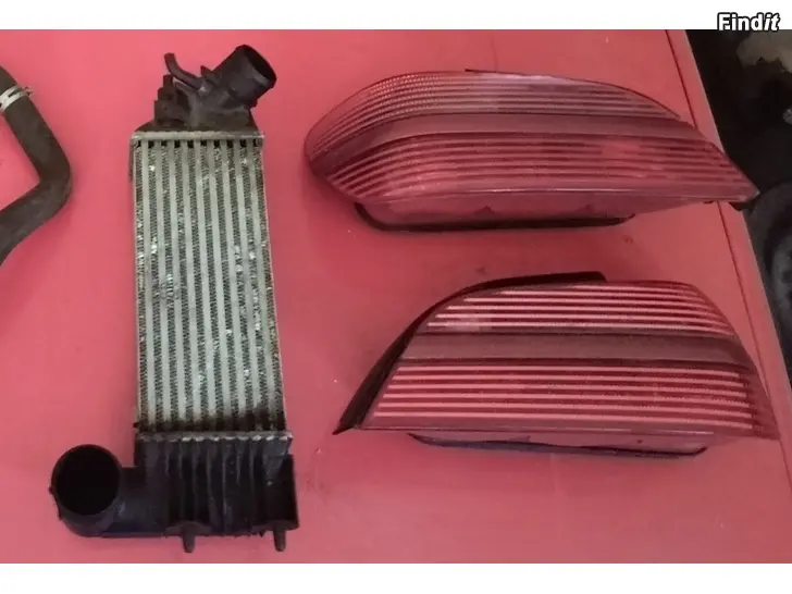 Myydään Välijäähdytin takavalot