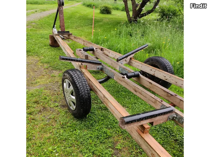 Myydään Båtkärra