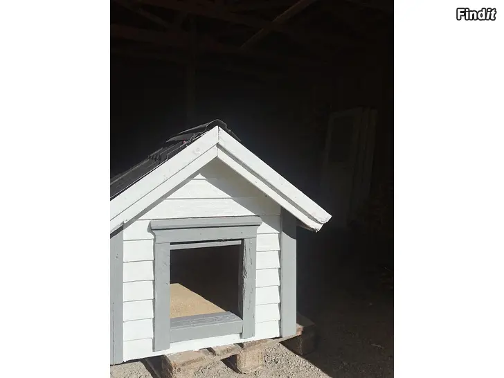 Säljes Hundkoja + Hage