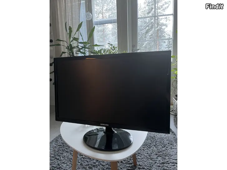 Säljes dator skärm