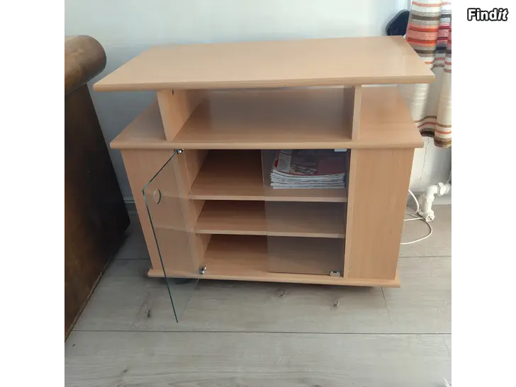 Myydään Sivupöytä