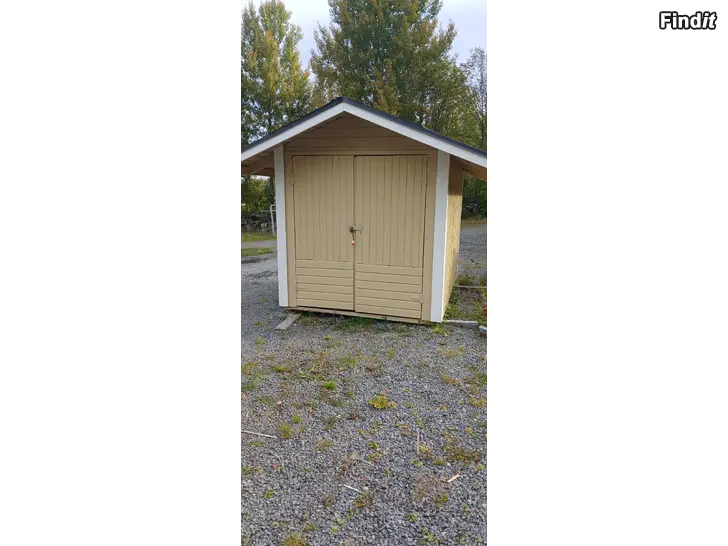 Säljes Vedlider / uthus