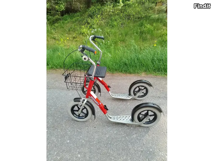 Myydään Tuplapotku Nix City