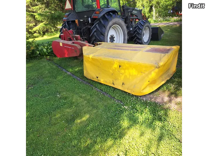 Säljes Estre slåmaskin